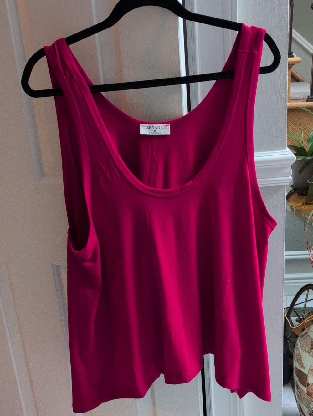 Zenana Outfitters Red Scoop Tank Top. Size  M.  Oversized. New
